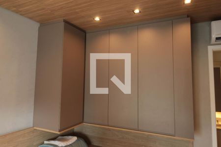 Apartamento à venda com 54m², 1 quarto e 1 vagaSuíte - Armários