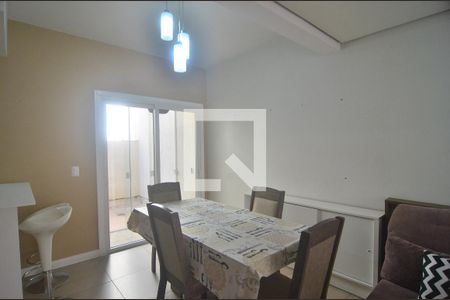 Sala de casa de condomínio à venda com 3 quartos, 111m² em Igara, Canoas