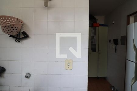 Apartamento para alugar com 57m², 2 quartos e 1 vagaÁrea de Serviço