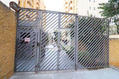 Apartamento para alugar com 57m², 2 quartos e 1 vagaFachada e portaria