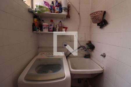 Apartamento para alugar com 57m², 2 quartos e 1 vagaÁrea de Serviço