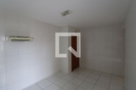 Apartamento para alugar com 72m², 2 quartos e 1 vagaCozinha