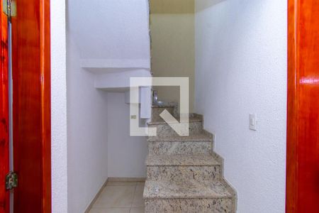 Escada de casa de condomínio à venda com 2 quartos, 112m² em Vila Alpina, São Paulo