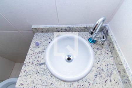 Casa de condomínio à venda com 112m², 2 quartos e 2 vagasBanheiro da Suíte 2