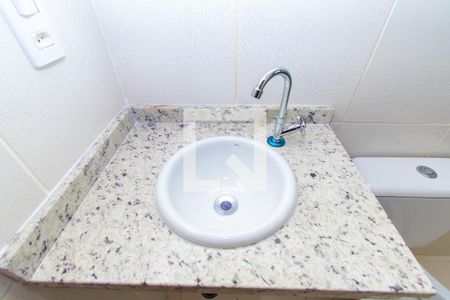 Casa de condomínio à venda com 112m², 2 quartos e 2 vagas Casa de condomínio à venda com 112m², 2 quartos e 2 vagasBanheiro da Suíte 1