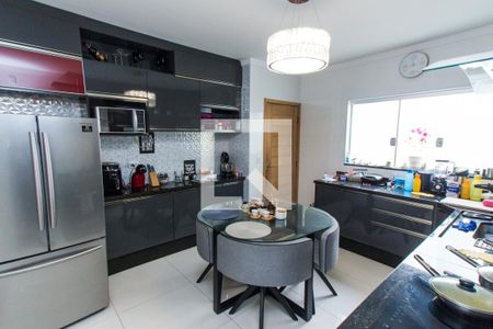 Casa para alugar com 162m², 4 quartos e sem vagaCozinha