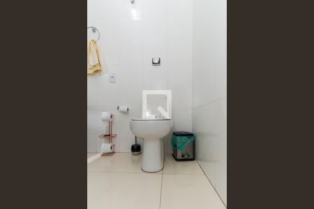 Casa para alugar com 162m², 4 quartos e sem vagaBanheiro