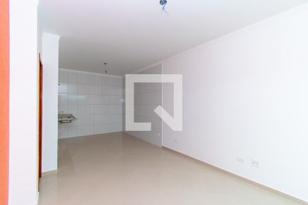 Casa de condomínio à venda com 112m², 2 quartos e 2 vagasSala