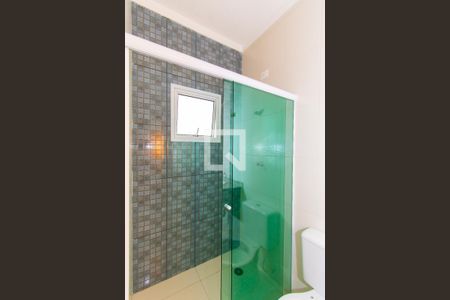 Casa de condomínio à venda com 112m², 2 quartos e 2 vagasBanheiro da Suíte 1