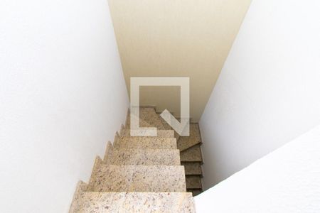 Escada de casa de condomínio à venda com 2 quartos, 112m² em Vila Alpina, São Paulo