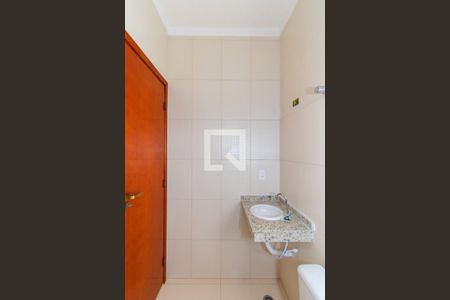 Casa de condomínio à venda com 112m², 2 quartos e 2 vagasBanheiro da Suíte 1