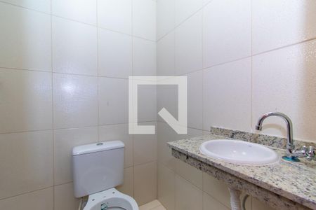 Casa de condomínio à venda com 112m², 2 quartos e 2 vagasBanheiro da Suíte 2