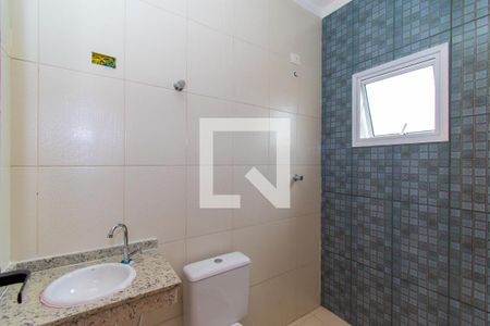 Casa de condomínio à venda com 112m², 2 quartos e 2 vagasBanheiro da Suíte 1