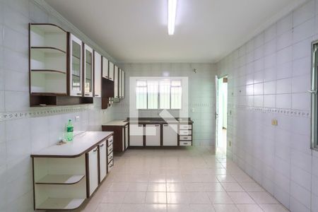 Casa à venda com 172m², 3 quartos e 2 vagas Casa à venda com 172m², 3 quartos e 2 vagasCozinha