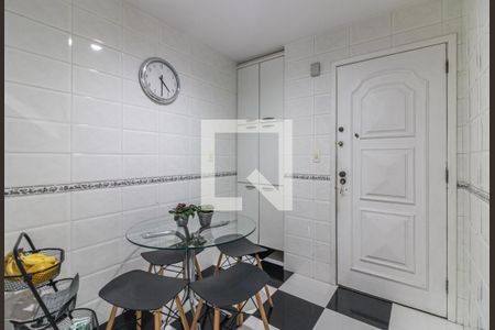 Apartamento à venda com 250m², 3 quartos e 2 vagasCozinha