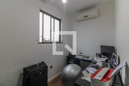 Apartamento à venda com 250m², 3 quartos e 2 vagasQuarto de Serviço