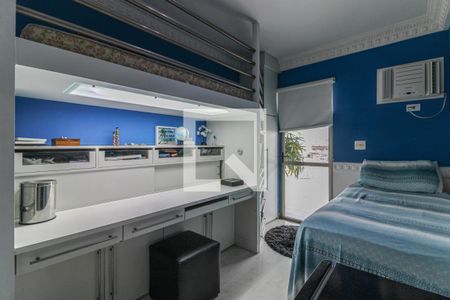 Apartamento à venda com 250m², 3 quartos e 2 vagasQuarto