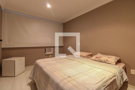 Apartamento à venda com 250m², 3 quartos e 2 vagasSuíte 2