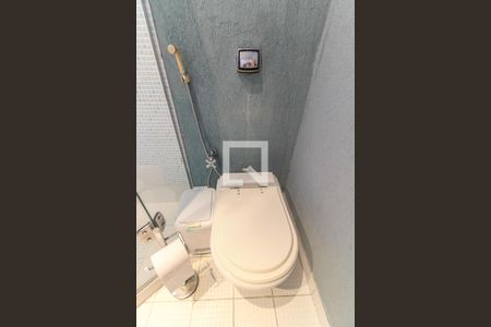 Apartamento à venda com 250m², 3 quartos e 2 vagasBanheiro da Suíte 2