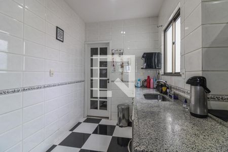 Apartamento à venda com 250m², 3 quartos e 2 vagasCozinha