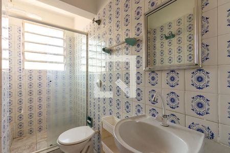 Banheiro de apartamento à venda com 1 quarto, 50m² em Jardim São Pedro, Porto Alegre