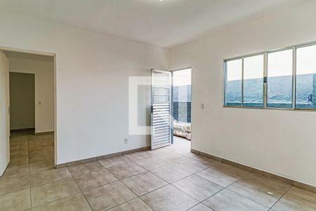 Sala de casa para alugar com 1 quarto, 60m² em Jardim Lucia, São Paulo