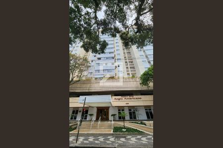 Apartamento para alugar com 60m², 2 quartos e 1 vagaFachada do Prédio