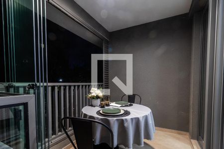 Varanda de kitnet/studio para alugar com 1 quarto, 26m² em Sumarezinho, São Paulo