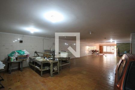 Casa à venda com 351m², 3 quartos e 6 vagasGaragem