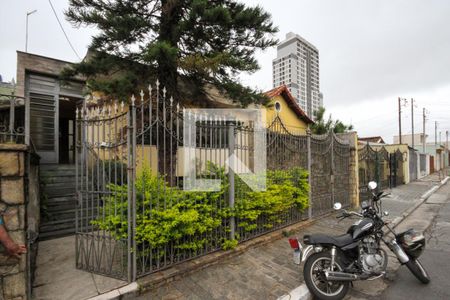 Casa à venda com 351m², 3 quartos e 6 vagasFachada
