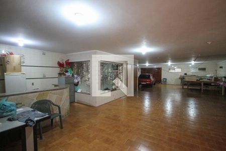 Casa à venda com 351m², 3 quartos e 6 vagasGaragem