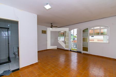 Casa à venda com 150m², 3 quartos e 1 vagaSuíte