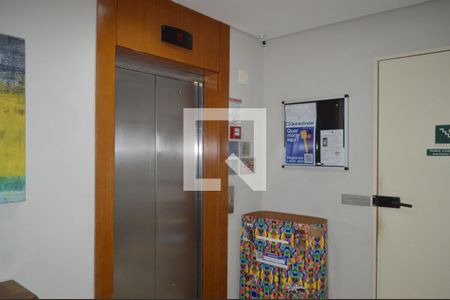 Apartamento à venda com 60m², 2 quartos e 1 vagaElevador