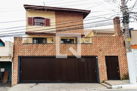 Fachada de casa à venda com 4 quartos, 245m² em Água Fria, São Paulo