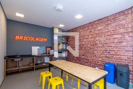 Apartamento à venda com 43m², 2 quartos e 1 vaga Apartamento à venda com 43m², 2 quartos e 1 vagaBricolagem