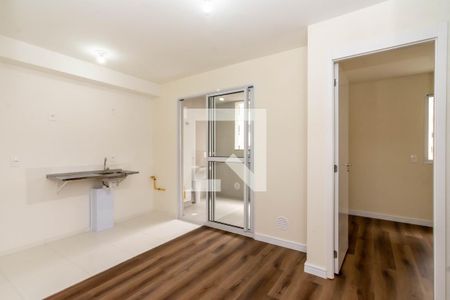 Sala de apartamento à venda com 2 quartos, 43m² em Vila das Bandeiras, Guarulhos