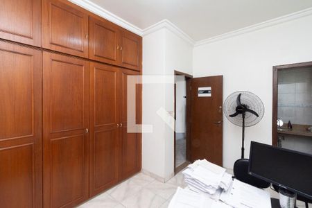 Quarto 1 de casa à venda com 5 quartos, 561m² em Bairro da Glória, Contagem