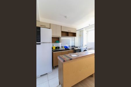 Cozinha de apartamento para alugar com 2 quartos, 40m² em Jardim Germânia, São Paulo