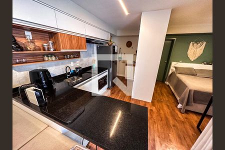 Cozinha - Detalhe de apartamento para alugar com 1 quarto, 40m² em Vila Pompéia, São Paulo