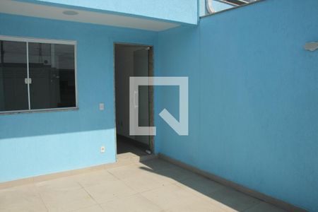 Casa para alugar com 80m², 2 quartos e 1 vagaEntrada