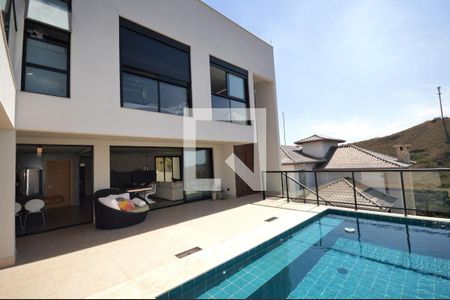 Casa de condomínio à venda com 494m², 4 quartos e 5 vagas