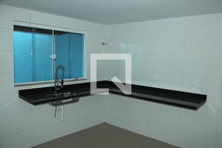 Cozinha de casa para alugar com 2 quartos, 80m² em Jardim Jasmim, Nova Iguaçu