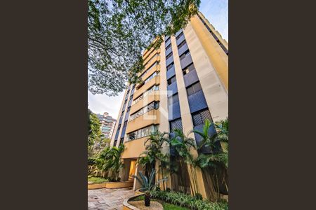 Apartamento à venda com 318m², 3 quartos e 3 vagasFachada