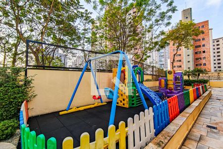 Apartamento à venda com 318m², 3 quartos e 3 vagasÁrea Comum - Playground