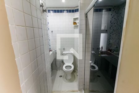 Apartamento à venda com 318m², 3 quartos e 3 vagasBanheiro da Suíte