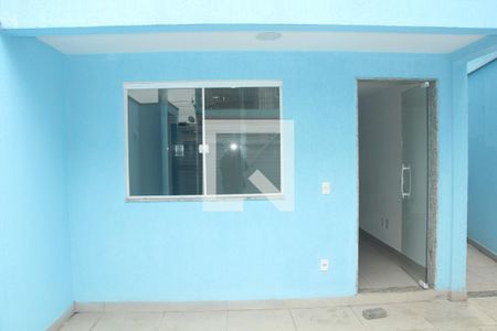 Casa para alugar com 80m², 2 quartos e 1 vagaEntrada
