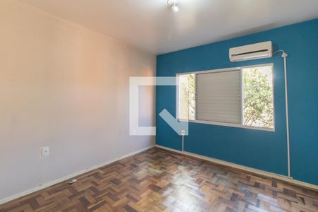Quarto de apartamento à venda com 1 quarto, 47m² em Medianeira, Porto Alegre