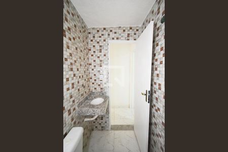 Casa para alugar com 50m², 1 quarto e sem vaga Casa para alugar com 50m², 1 quarto e sem vagaBanheiro