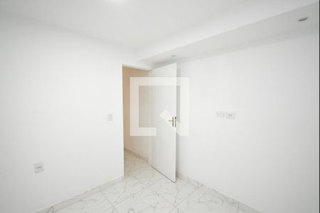 Quarto 1 de casa para alugar com 1 quarto, 50m² em Parque Edu Chaves, São Paulo