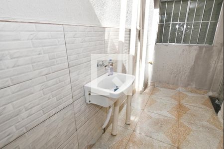 Casa para alugar com 50m², 1 quarto e sem vaga Casa para alugar com 50m², 1 quarto e sem vagaLavanderia